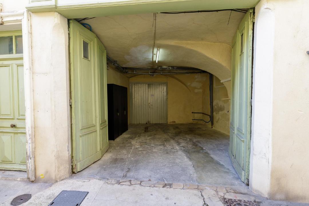 Photo of Others in Montelimar