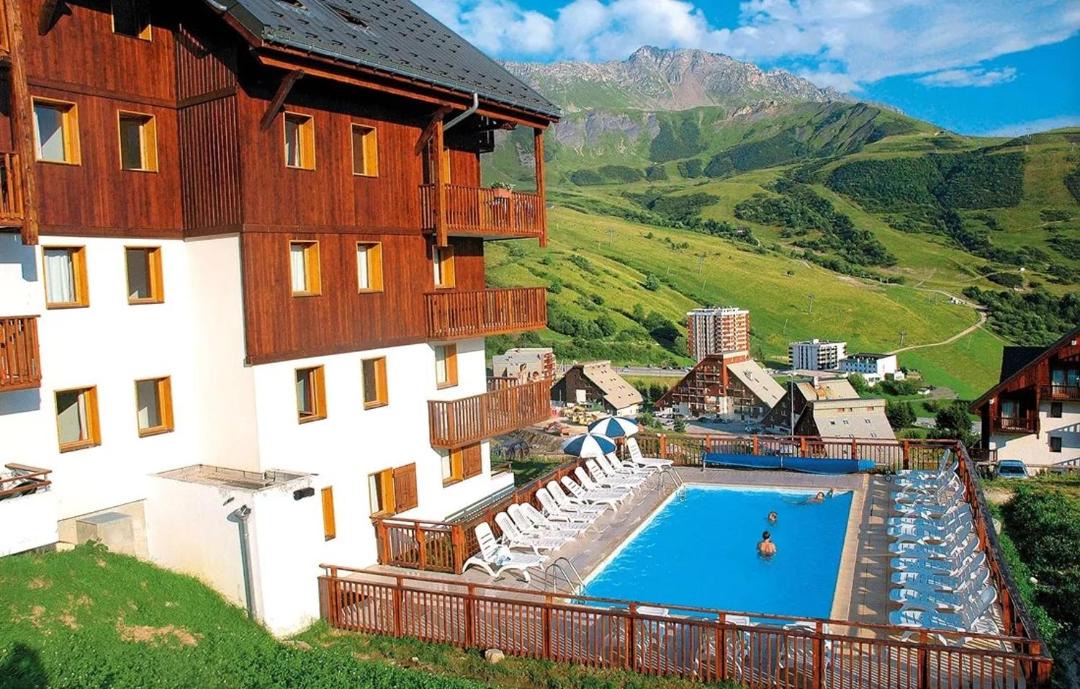 Photo of Others in Montgellafrey