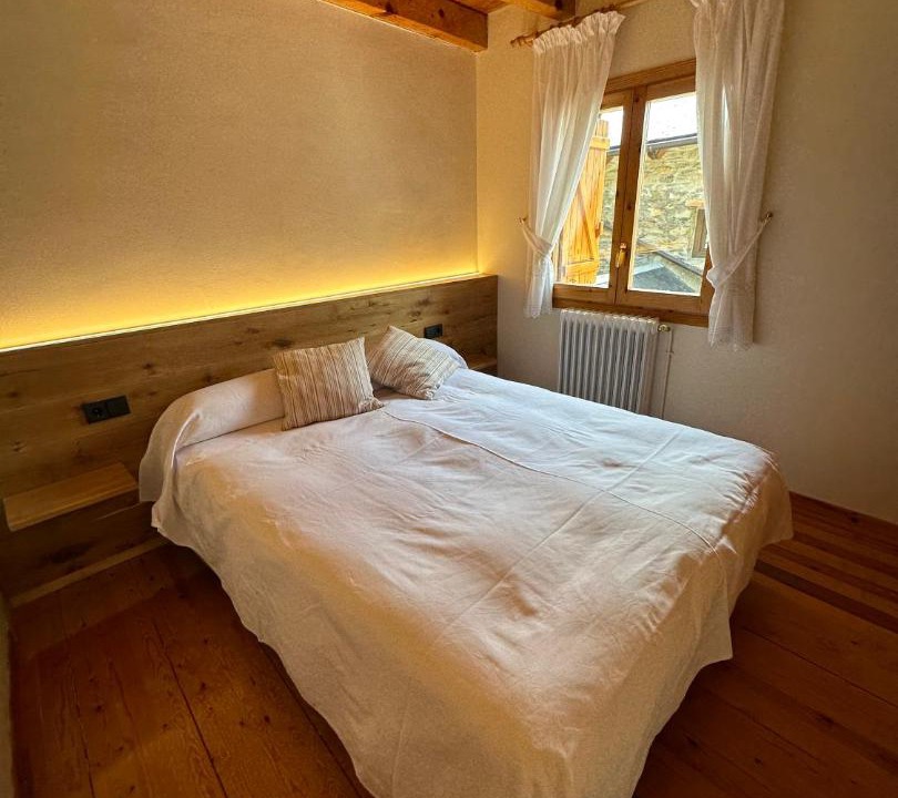 Photo of Bedroom in Sesue