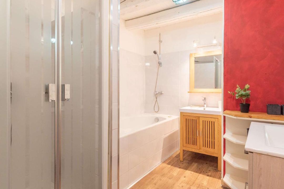 Photo of Bathroom in Aragnouet