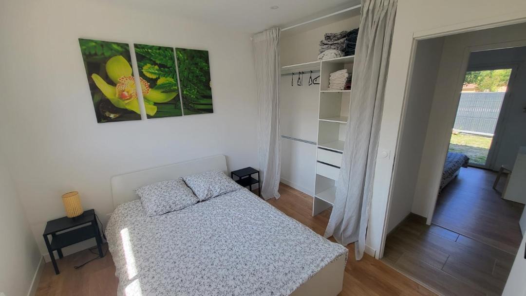 Photo of Bedroom in Saint-Germain-dEsteuil