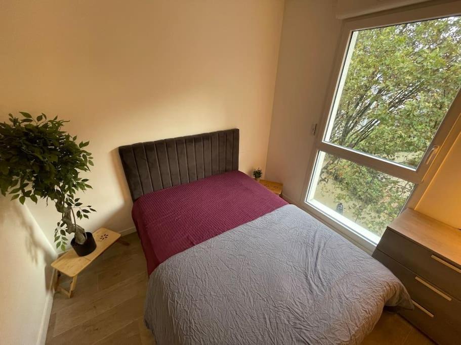 Photo of Bedroom in Alfortville
