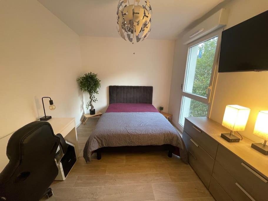Photo of Bedroom in Alfortville