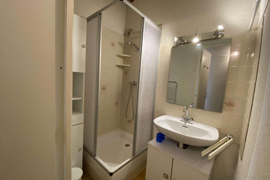 Photo of Bathroom in Sainte-Maxime City Centre
