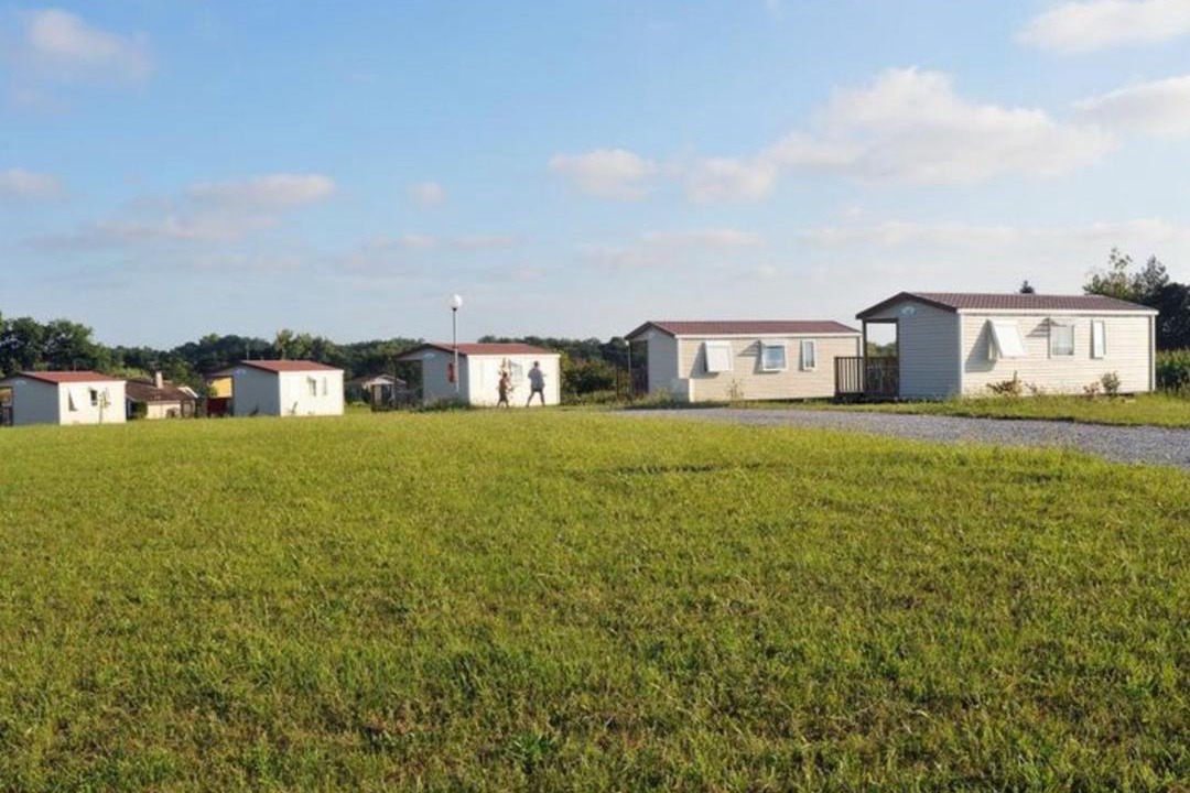 Photo of Buildings in Orist
