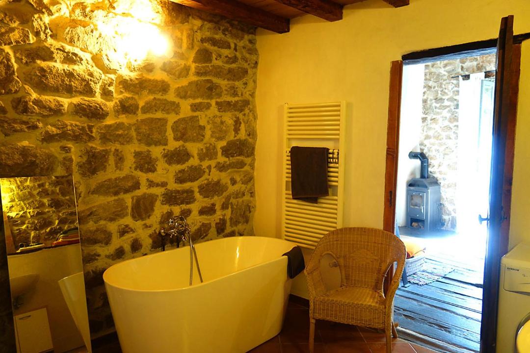 Photo of Bathroom in Laboule