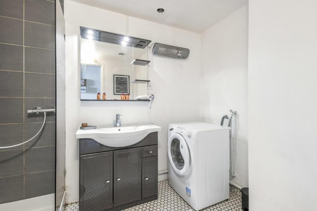Photo of Bathroom in Saint-Victor