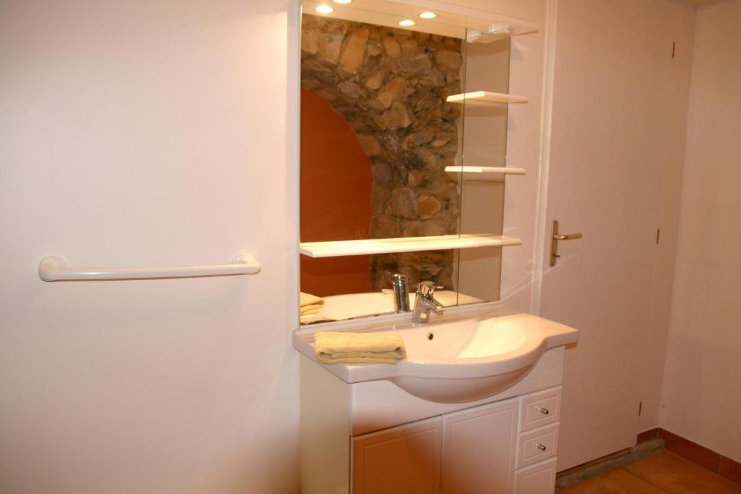 Photo of Bathroom in Saint-Alban-sous-Sampzon