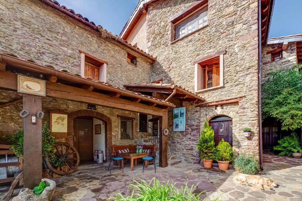Photo of Buildings in Ardanue