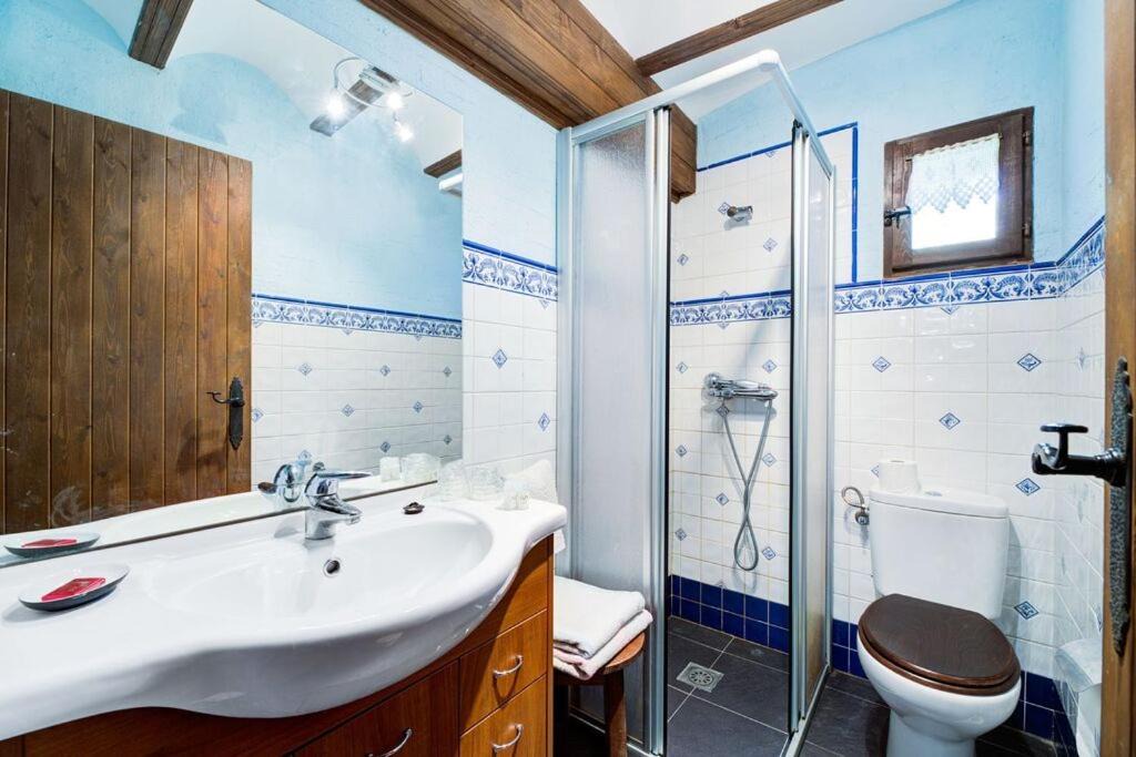 Photo of Bathroom in Ardanue