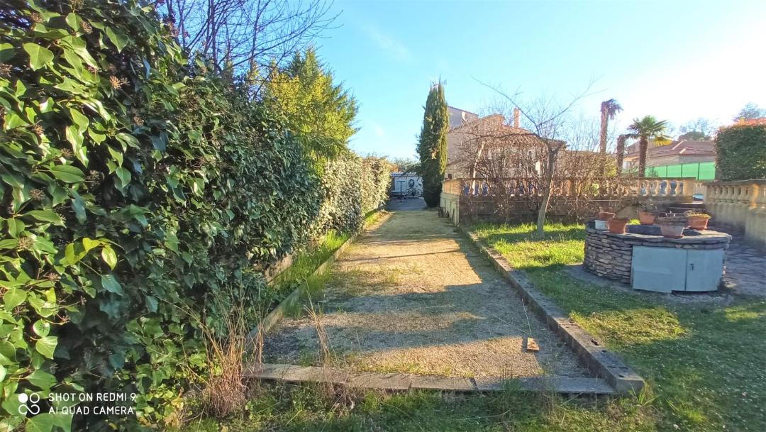 Photo of Others in Saint-Julien-les-Rosiers