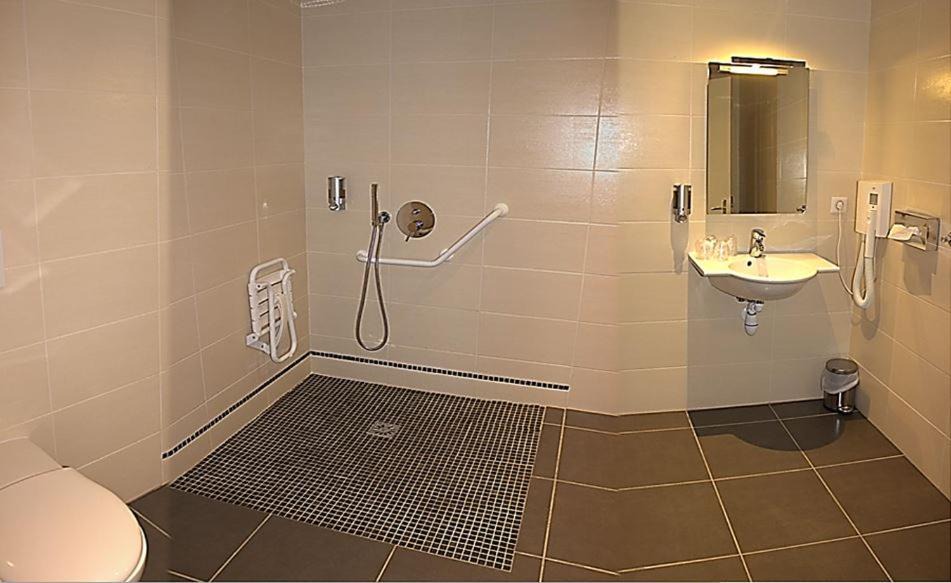 Photo of Bathroom in Saint-Dalmas-de-Tende