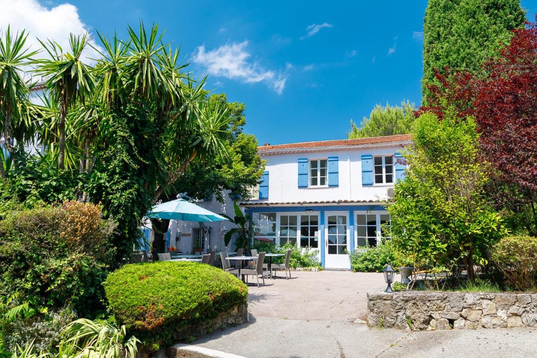 Photo of Others in Mougins