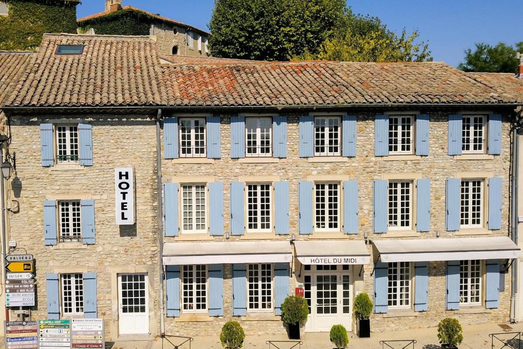 Photo of Others in Visan