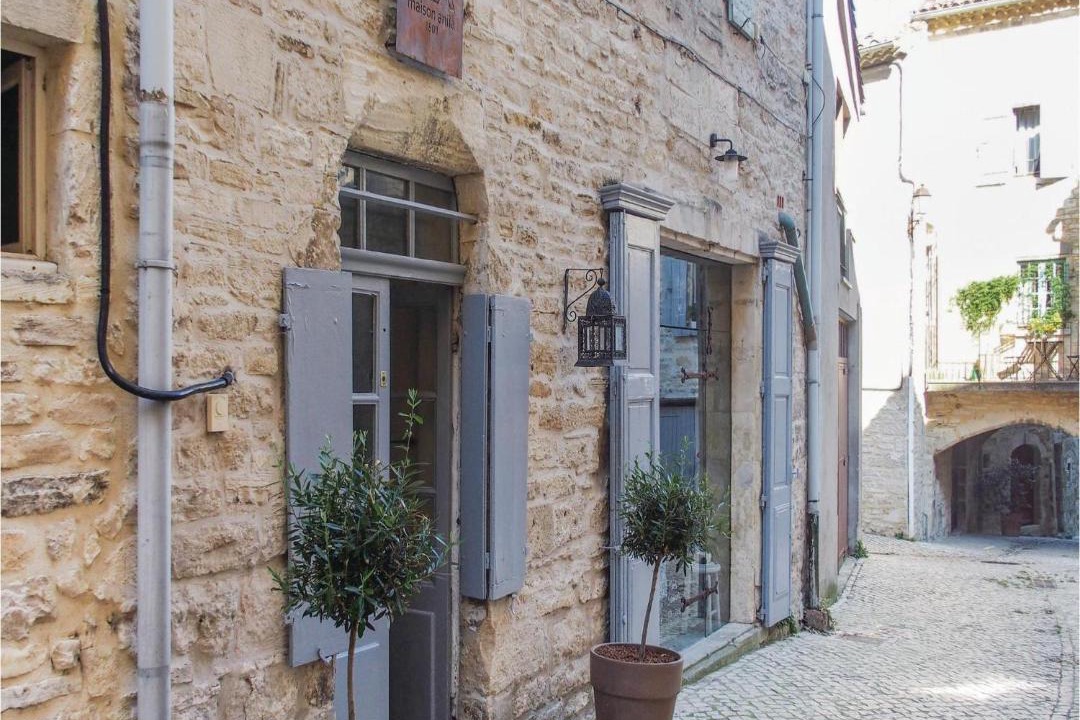 Photo of Buildings in Barjac