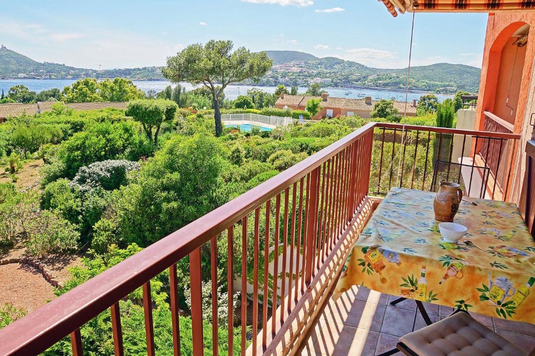 Photo of Patio Balcony in Agay