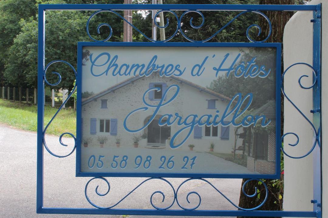 Photo of Others in Pouillon