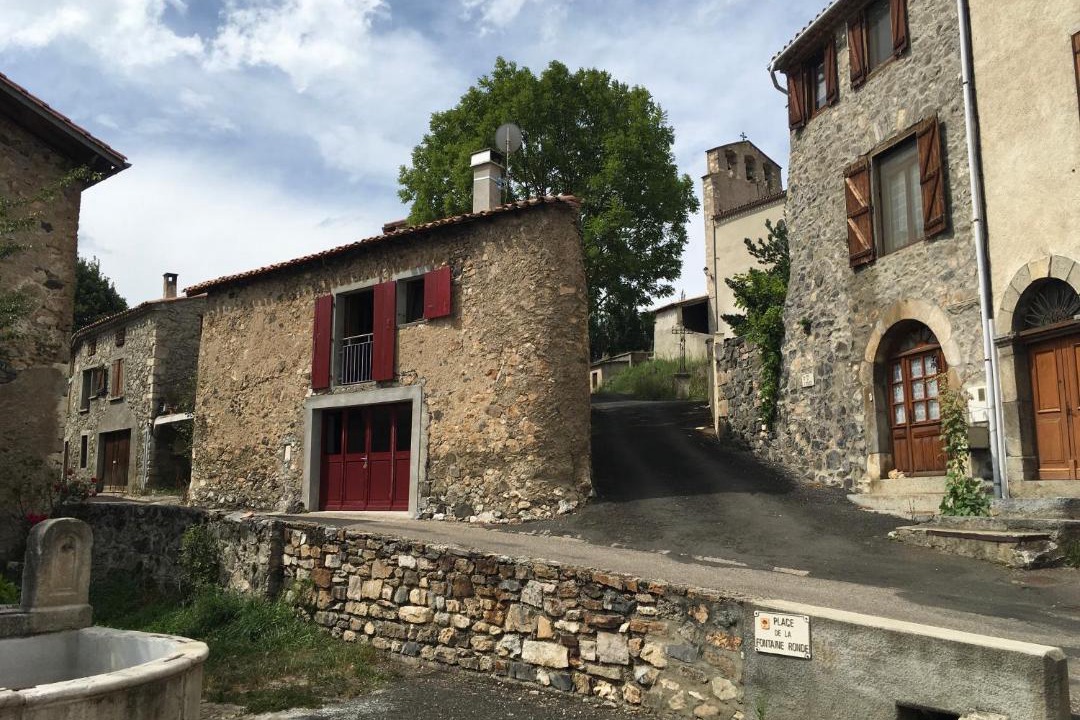 Photo of Buildings in Aunat
