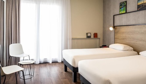 Superior Room, 2 Twin Beds (renovated)