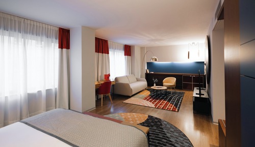 Suite, 1 King Bed