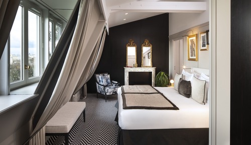 Charles Ferry Suite Eiffel view