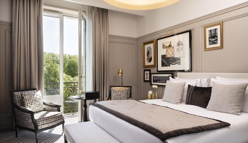 Eiffel Superior Room