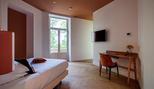 Deluxe Double Room, Garden View