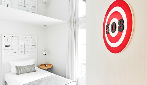 Single Room - Complimentary soft minibar,courtesy tray, Chromecast and digital press