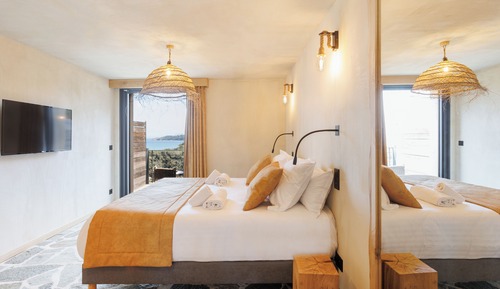 Superior Double or Twin Room, Terrace, Sea View