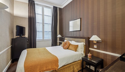 Classic Double Room