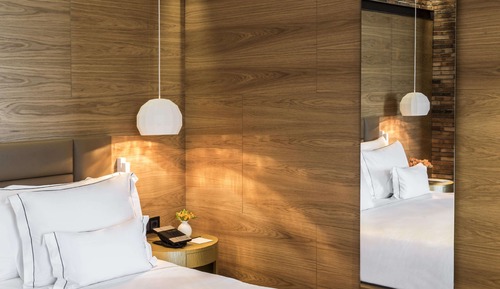 Executive Studio Suite