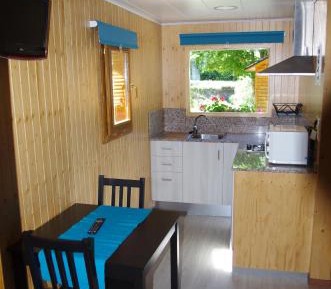 Bungalow (2 Adults)