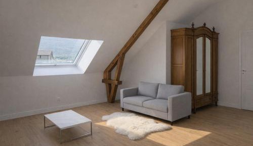 One-Bedroom Apartment with Garden View