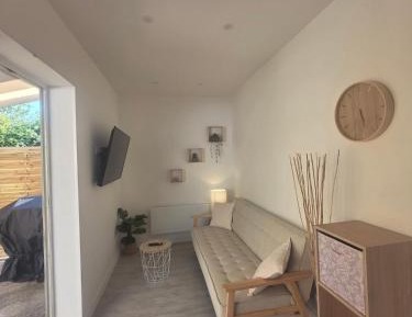 One-Bedroom House