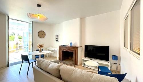 Apartment with Terrace