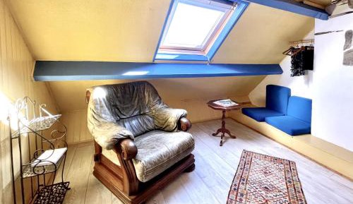 Quadruple Room with Shared Bathroom