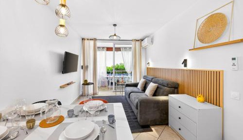 One-Bedroom Apartment - Non-Smoking