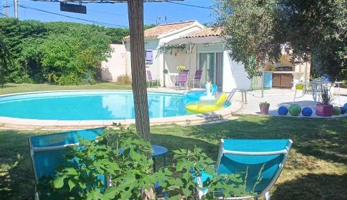 Small Holiday Home - Petit Mazet