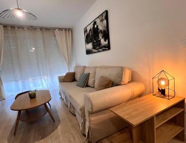 One-Bedroom Apartment with Garden View