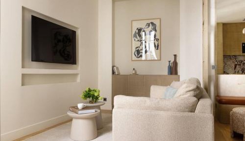 One-Bedroom Apartment 2