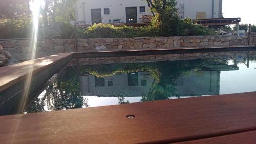 Apartment with Pool View 