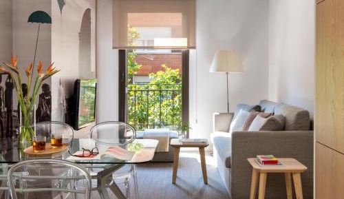 Two-Bedroom Apartment with Two Bathrooms