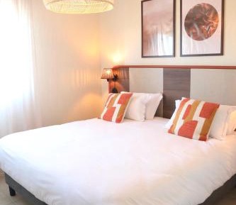 Apartment Garrigue side