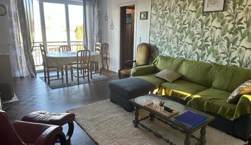 Three-Bedroom Vacation Home 