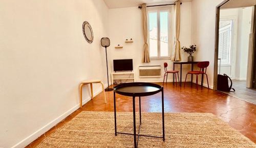 Studio with Balcony