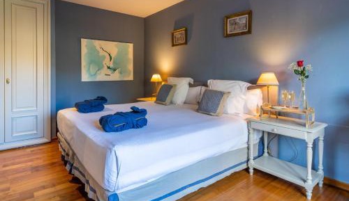 Double Room for Single Use