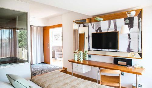 Prestige Suite with Wellness Access