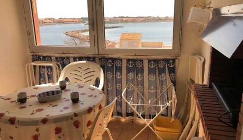 Apartment (6 Adults)