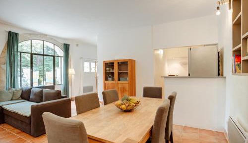 Two-Bedroom Apartment with Terrace