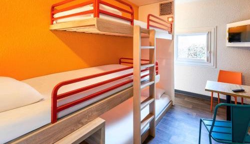 Triple Room with Shared Bathroom